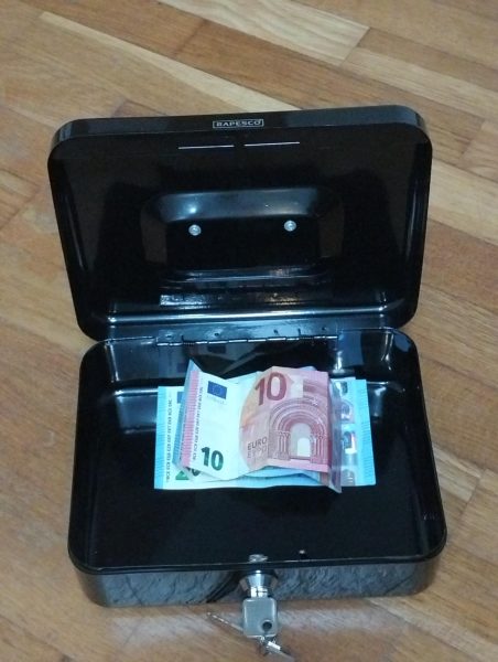 Caisson à monnaie avec 3 clés