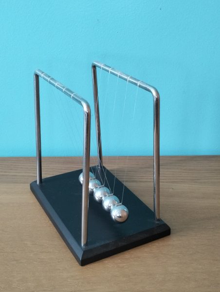 Pendule de newton d'occasion
