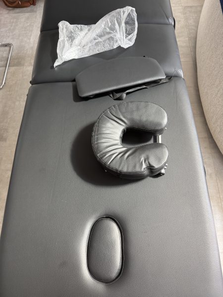 Table de massage neuve 76 cm