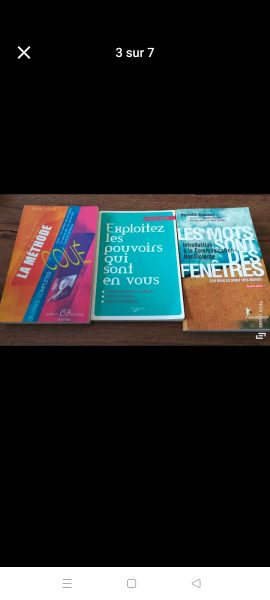 Lot de 19 livres développement personnel , yoga ...