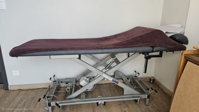 Table de massage électrique Özpinar – Très bon état – Idéale praticien / cabinet