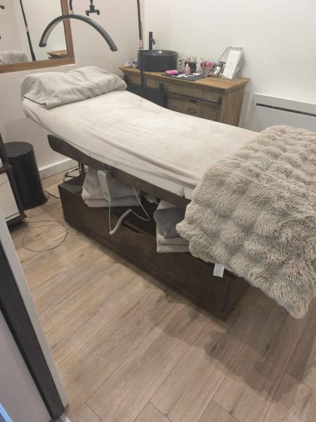 Table de massage électrique pro 4 moteurs + guéridon – Excellent état – 1200€