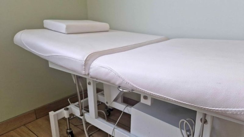 VENDU - Table de massage électrique Dina 2 plans – Réglable