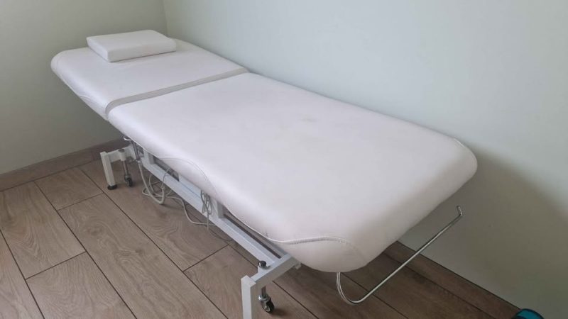 VENDU - Table de massage électrique Dina 2 plans – Réglable