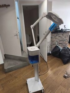 Vapozone professionnel tactile avec loupe + lumière – Très bon état