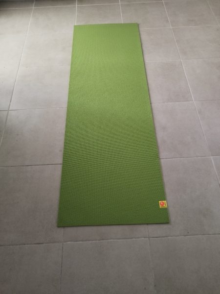 Lot Tapis de yoga et zafu