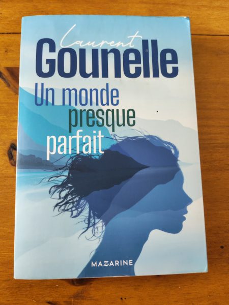 Un monde presque parfait
