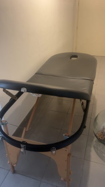 Table de massage très bon état sans accessoires