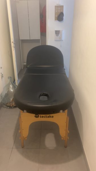 Table de massage très bon état sans accessoires
