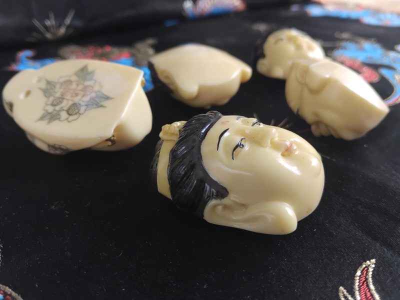 Masques Bouddha et zen à porter en pendentif – Décoration spirituelle