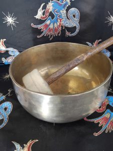 Bol tibétain martelé artisanalement 20 cm – Méditation & relaxation