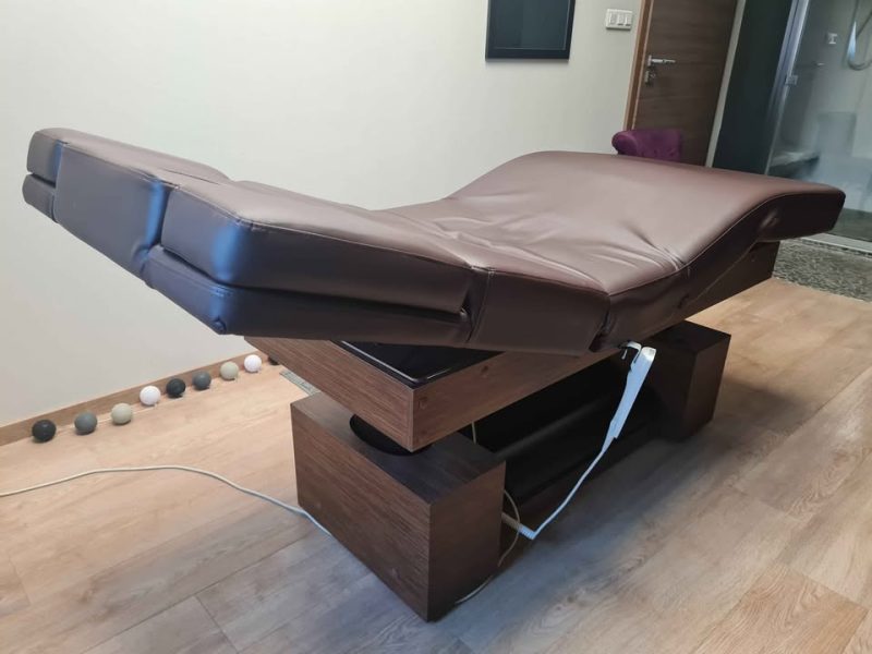 Table de massage électrique chauffante professionnelle – 4 moteurs – Très bon état