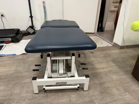 Table d’examen électrique Gymna – Ostéo, kiné, massage & bien-être