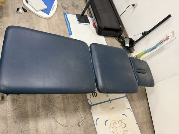 Table d’examen électrique Gymna – Ostéo, kiné, massage & bien-être
