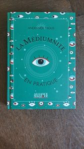 Livre "La médiumnité en pratique"