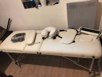Table de massage pliante complète – Très peu utilisée