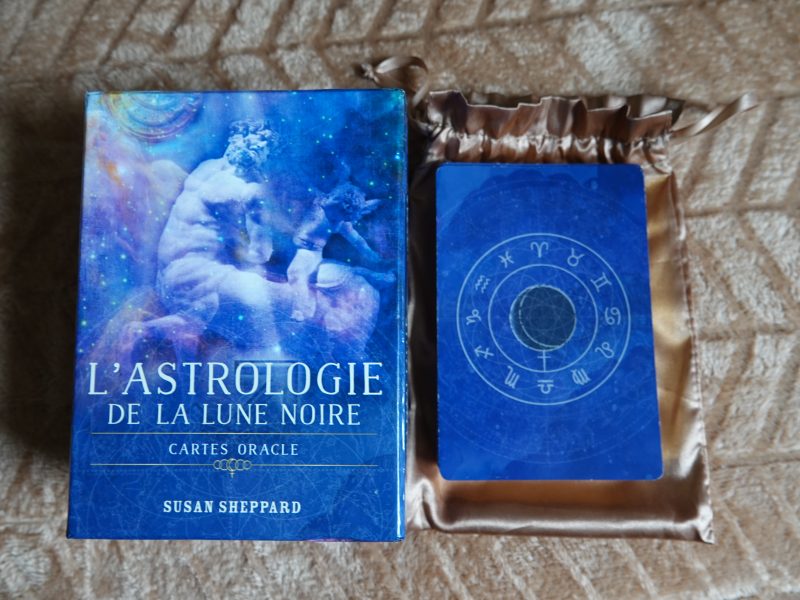 Cartes Oracles / Tarot / Domino / Pendule