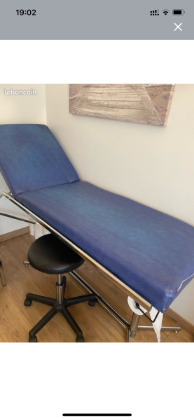Table d’examen ou de soins, dossier fixe + tabouret