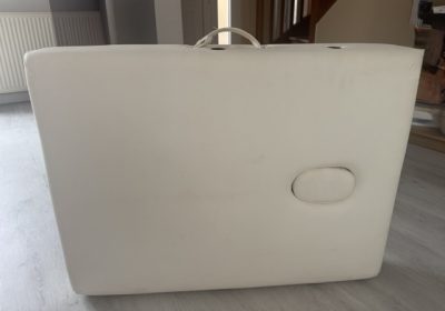 Table de massage pliante neuve