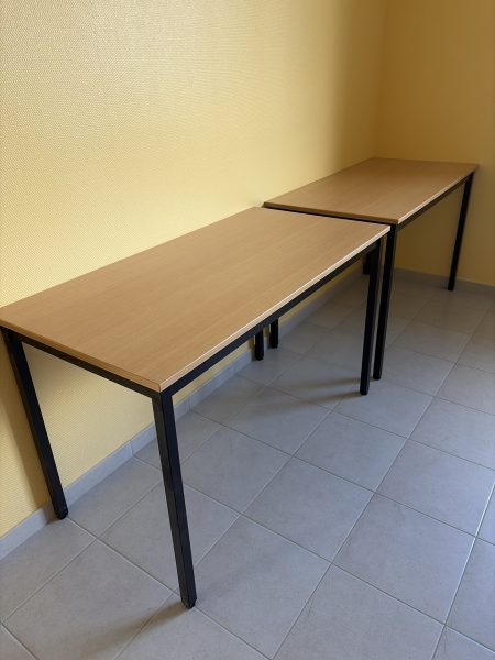 2 Tables 120/60