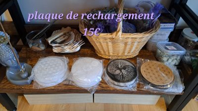 Plaques de rechargement en sélénite et bois