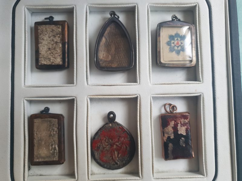 Amulettes bouddhiste