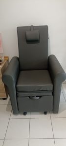 Fauteuil relaxant dossier inclinable
