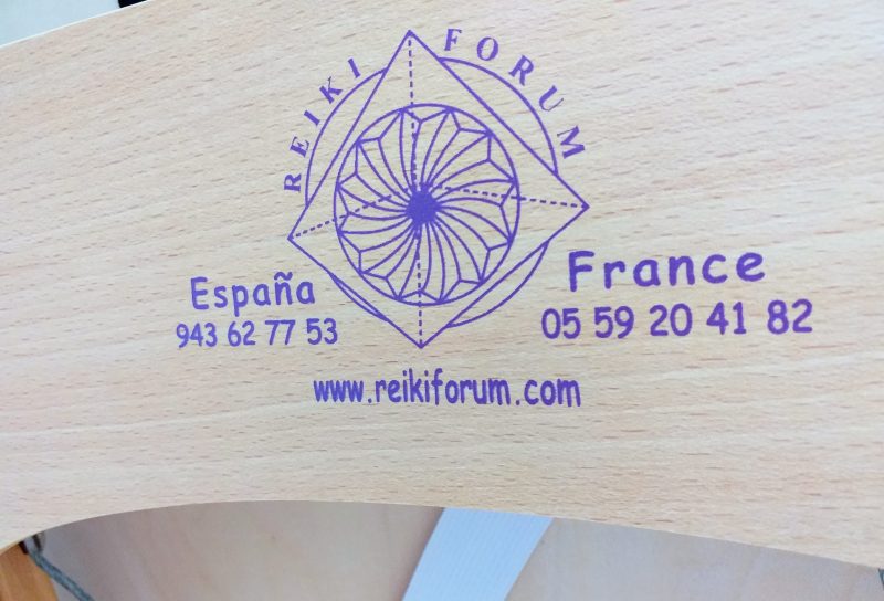 TABLE DE MASSAGE PLIANTE