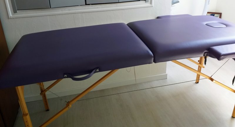 TABLE DE MASSAGE PLIANTE