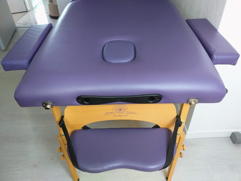 TABLE DE MASSAGE PLIANTE