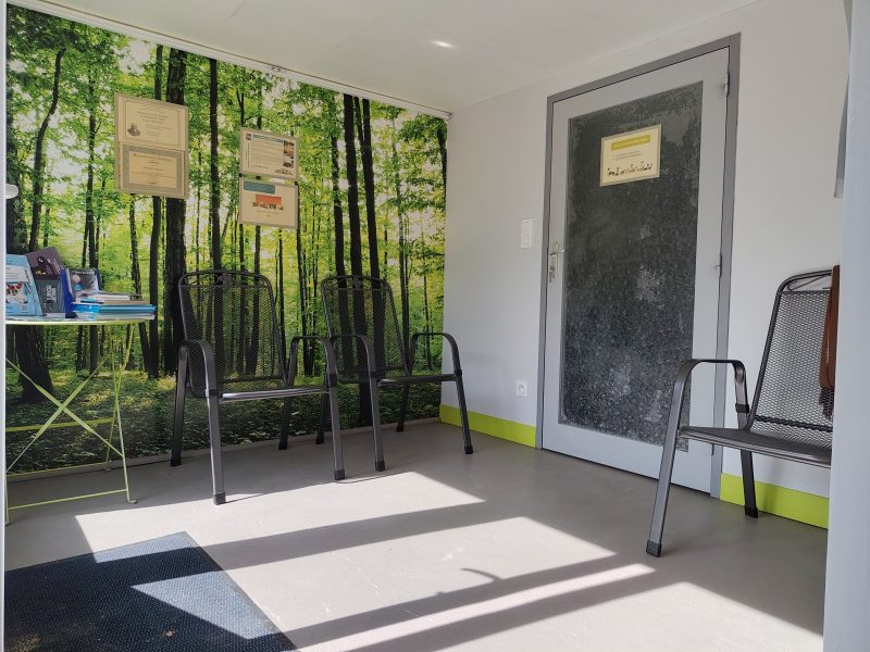 Loue 2 salles de consultation : 12h/20h sur 5 jours/semaine