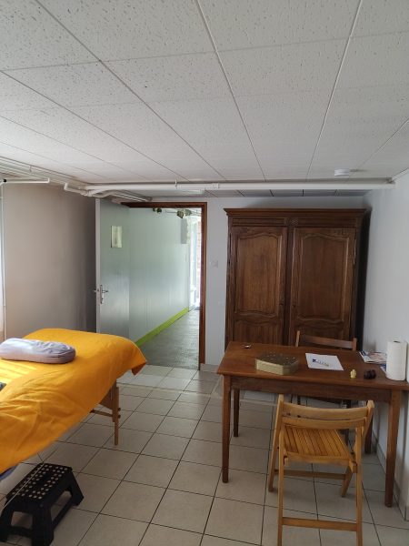 Loue 2 salles de consultation : 12h/20h sur 5 jours/semaine